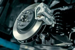 How disc brakes work on a car
