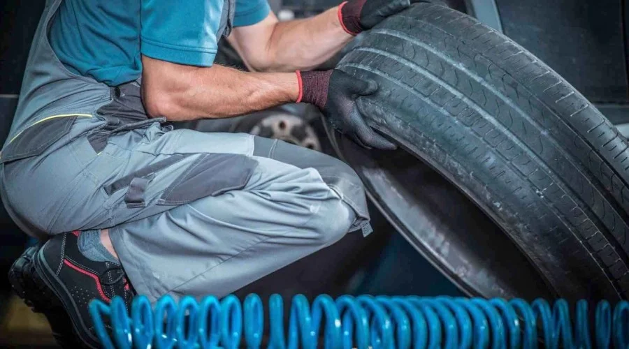7 Signs that your Car Tyre Replacement is Due