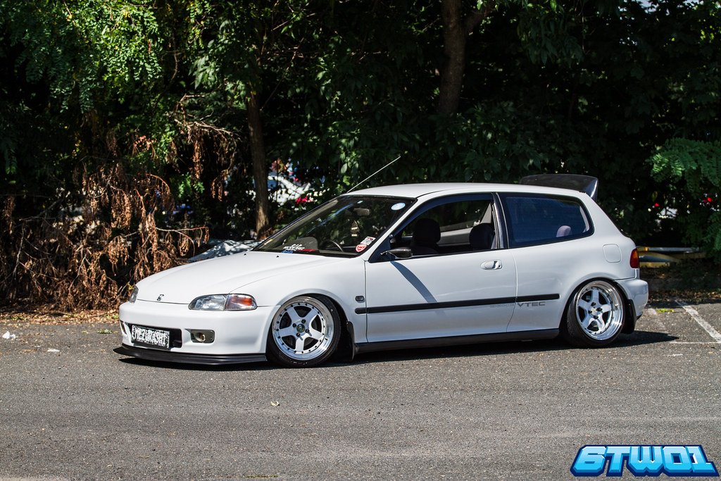 EG6 angled